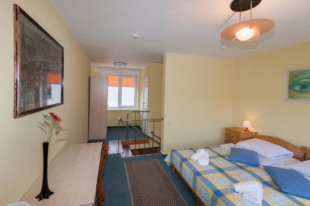 Info Hotel Apartments Palanga Ruang foto