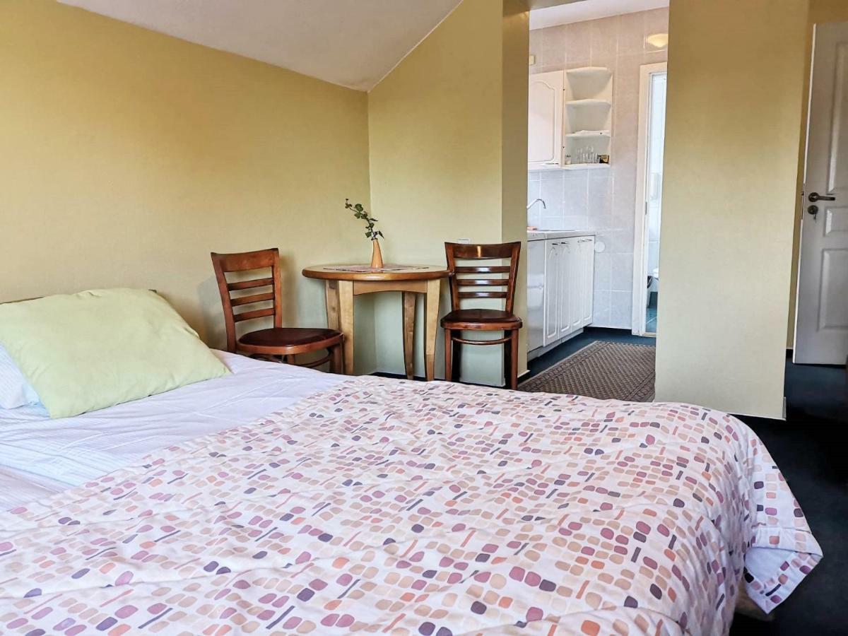 Info Hotel Apartments Palanga Bagian luar foto